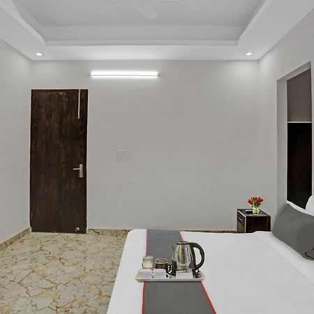 Collection O The Royal Fern Hotel Farrukhnagar ภายนอก รูปภาพ