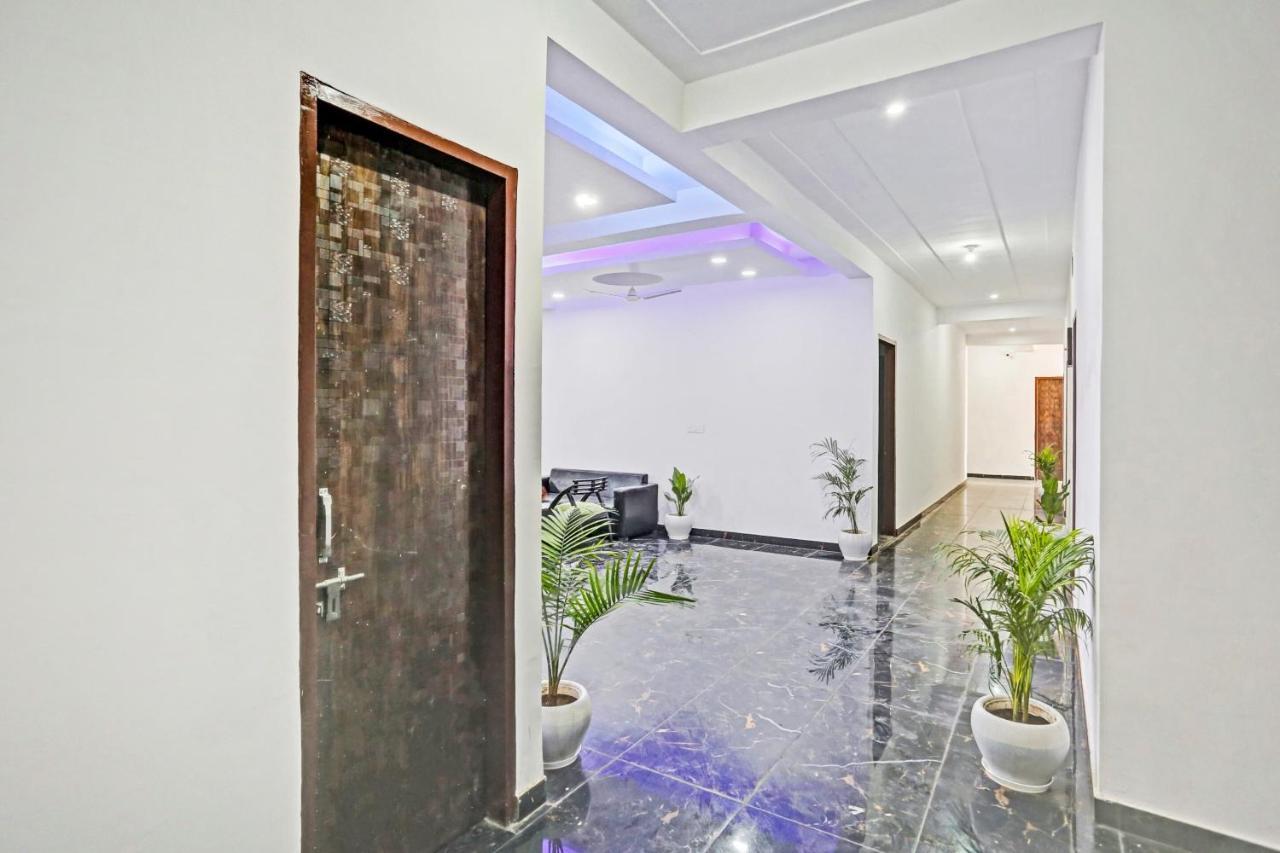 Collection O The Royal Fern Hotel Farrukhnagar ภายนอก รูปภาพ
