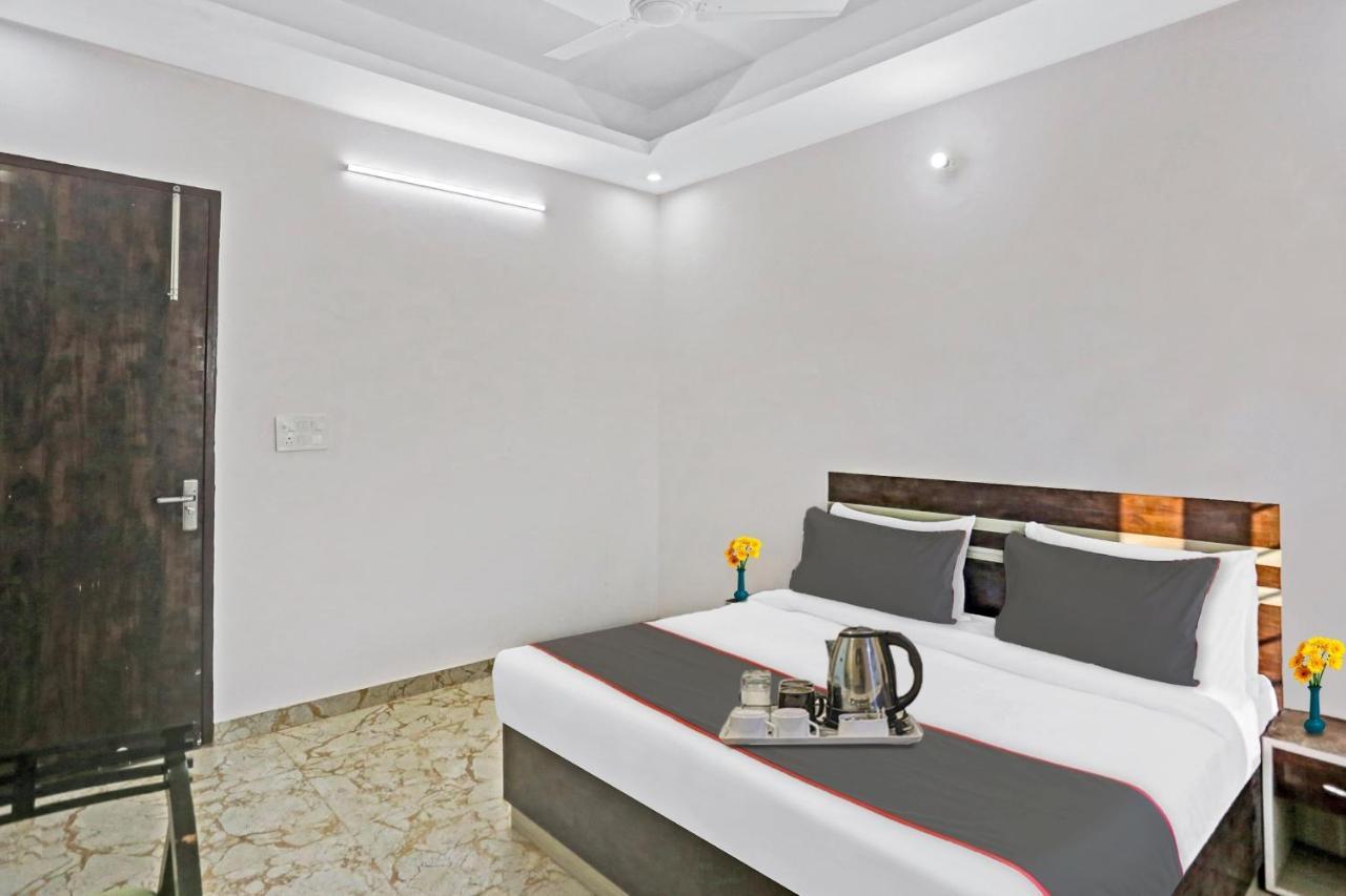 Collection O The Royal Fern Hotel Farrukhnagar ภายนอก รูปภาพ