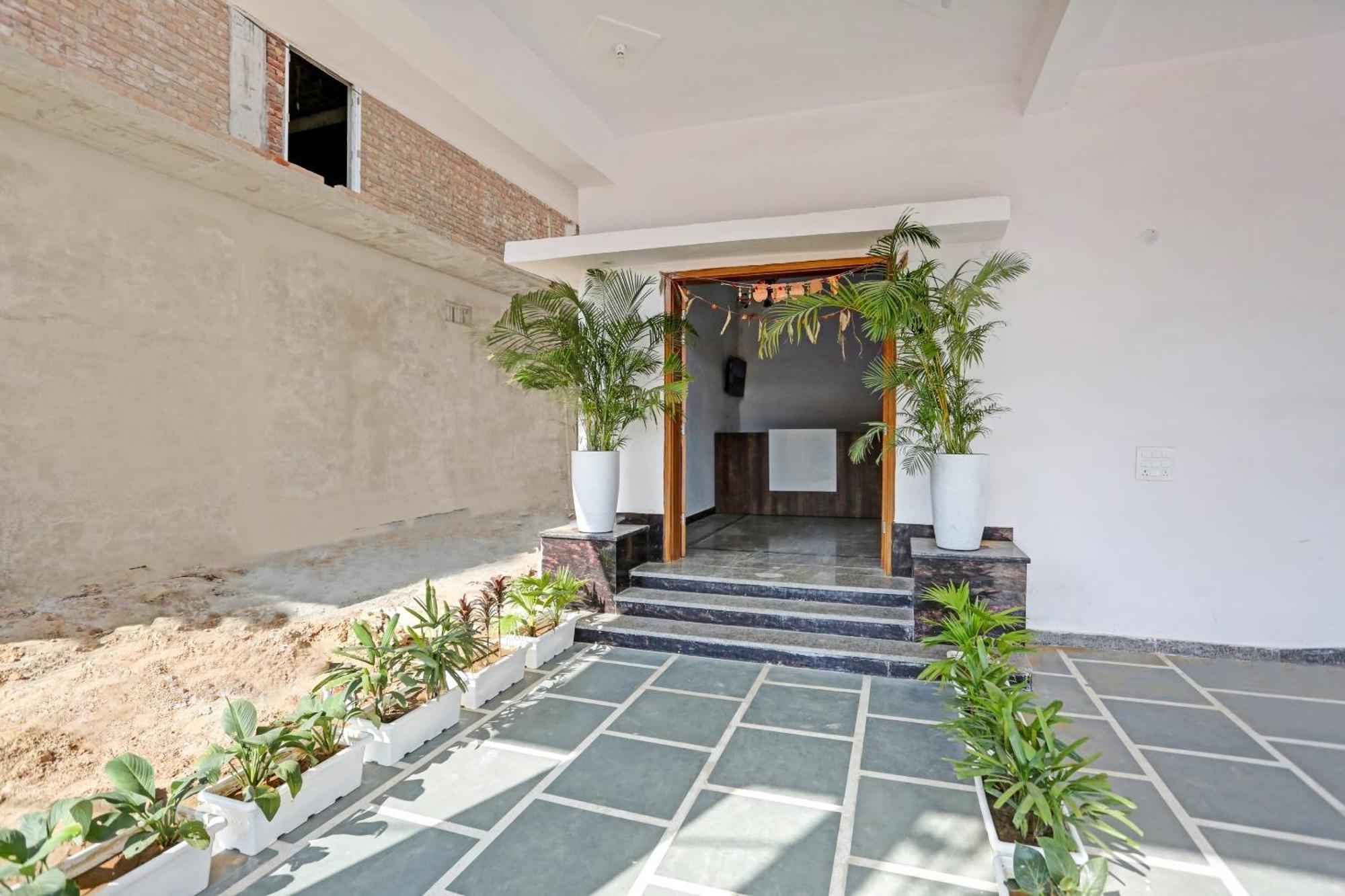 Collection O The Royal Fern Hotel Farrukhnagar ภายนอก รูปภาพ